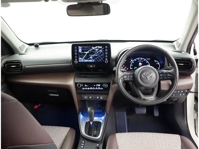 ヤリスクロス ハイブリッドZ インテリジェントキー アルミホイル LEDライト リアカメラ クルーズコントロール 整備記録簿 横滑り防止システム ナビTV メモリーナビゲーション 電動シ-ト パワステ オートエアコン キーフリー(5枚目)