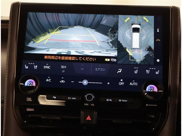 バックモニター付き。駐車の際のサポートとなり、必須アイテムのひとつですよね。それでも、バックする際は必ずご自身の目で確認をしてください。パノラミックビューで上から見下ろした視点でも確認できます！