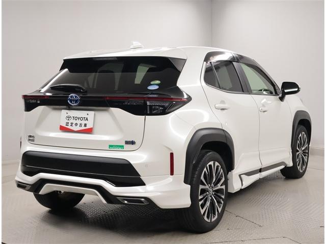 ヤリスクロス ハイブリッドZ ドライブレコーダ インテリジェントキー アルミホイル LEDライト リアカメラ クルーズコントロール 整備記録簿 横滑り防止システム ナビTV メモリーナビゲーション 電動シ-ト パワステ キーフリー(3枚目)