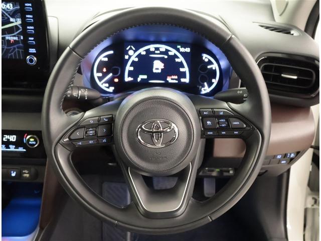 ヤリスクロス ハイブリッドZ ドライブレコーダ インテリジェントキー アルミホイル LEDライト リアカメラ クルーズコントロール 整備記録簿 横滑り防止システム ナビTV メモリーナビゲーション 電動シ-ト パワステ キーフリー(6枚目)