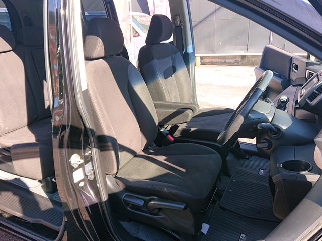 フリード G ジャストセレクション・3列シート・7人乗り・ワンオーナー ・禁煙車・パイオニア製メモリーナビゲーション・ETC車載器・パワースライドドア・スマートキーx2・整備記録簿&取扱説明書(15枚目)