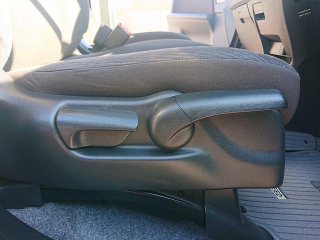 フリード G ジャストセレクション・3列シート・7人乗り・ワンオーナー ・禁煙車・パイオニア製メモリーナビゲーション・ETC車載器・パワースライドドア・スマートキーx2・整備記録簿&取扱説明書(16枚目)