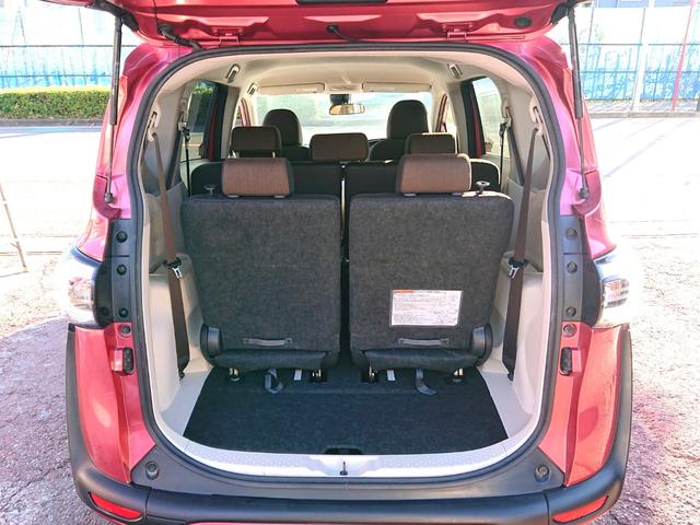 シエンタ Ｇ・３列シート７人乗り・禁煙車・トヨタセーフティーセンス・　プリクラッシュセーフティ・レーンディパーチャーアラート・オートマチックハイビーム・両側パワースライドドア・純正ＳＤナビゲーション＆バックモニター・スマートキー＆プッシュスタート・整備記録簿＆取扱説明書（22枚目）