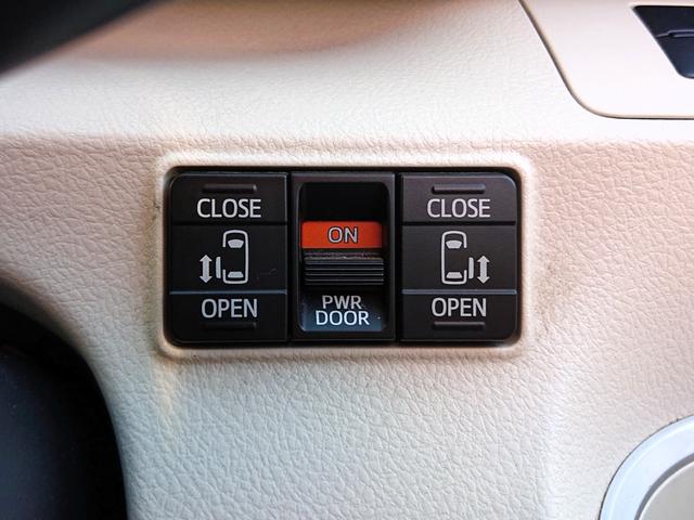 シエンタ Ｇ・３列シート７人乗り・禁煙車・トヨタセーフティーセンス・　プリクラッシュセーフティ・レーンディパーチャーアラート・オートマチックハイビーム・両側パワースライドドア・純正ＳＤナビゲーション＆バックモニター・スマートキー＆プッシュスタート・整備記録簿＆取扱説明書（30枚目）