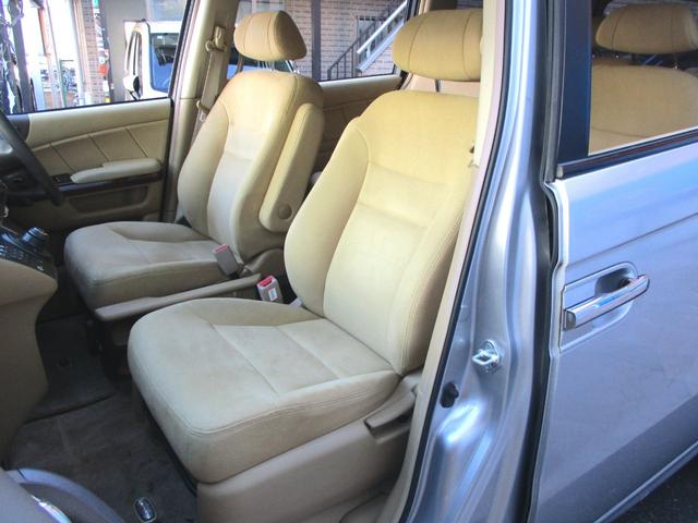 エリシオン MX 後期型両側オートスライドドアHIDライトHDDナビバックカメラCD録音機能ベージュインテリアセンターテーブルキーレスエントリー8人乗チェーン駆動VTECエンジン記録簿(23枚目)