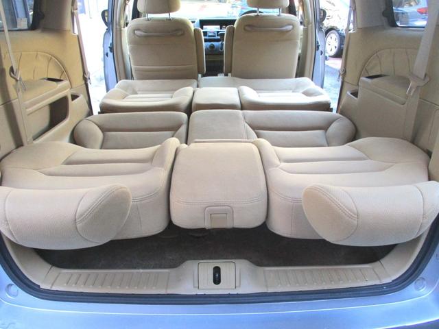 エリシオン MX 後期型両側オートスライドドアHIDライトHDDナビバックカメラCD録音機能ベージュインテリアセンターテーブルキーレスエントリー8人乗チェーン駆動VTECエンジン記録簿(30枚目)