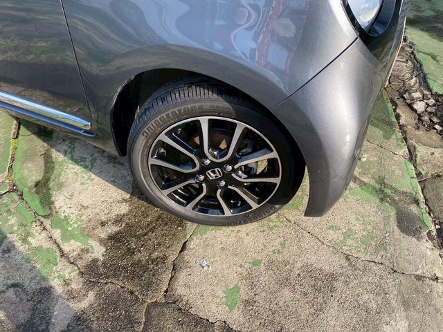 N-ONE プレミアム ツアラー・ローダウン ツートンルーフ・純正AW・衝突軽減ブレーキ・安心パッケージ・スマートキー・バックカメラ・ハーフレザー・アルミペダル・パドルシフト・フルセグTVナビ・Bluetooth接続・ETC・ハーフレザー(6枚目)