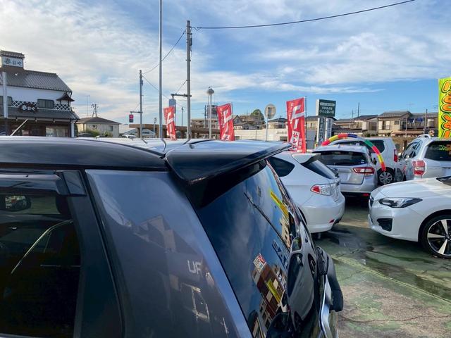 N-ONE プレミアム ツアラー・ローダウン ツートンルーフ・純正AW・衝突軽減ブレーキ・安心パッケージ・スマートキー・バックカメラ・ハーフレザー・アルミペダル・パドルシフト・フルセグTVナビ・Bluetooth接続・ETC・ハーフレザー(12枚目)