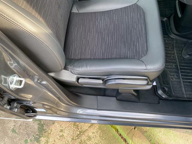 N-ONE プレミアム ツアラー・ローダウン ツートンルーフ・純正AW・衝突軽減ブレーキ・安心パッケージ・スマートキー・バックカメラ・ハーフレザー・アルミペダル・パドルシフト・フルセグTVナビ・Bluetooth接続・ETC・ハーフレザー(23枚目)