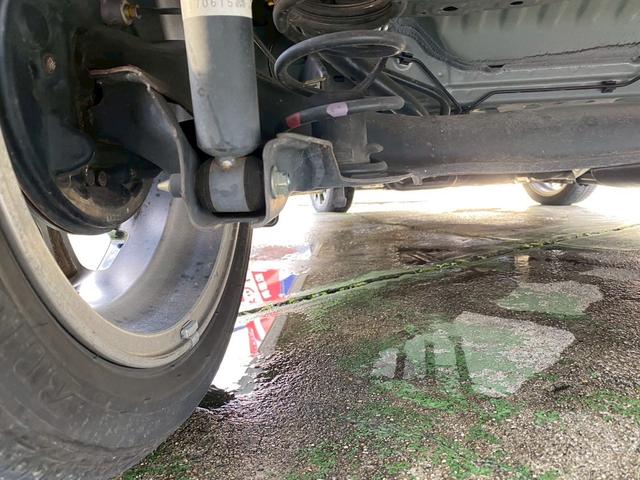 N-ONE プレミアム ツアラー・ローダウン ツートンルーフ・純正AW・衝突軽減ブレーキ・安心パッケージ・スマートキー・バックカメラ・ハーフレザー・アルミペダル・パドルシフト・フルセグTVナビ・Bluetooth接続・ETC・ハーフレザー(58枚目)