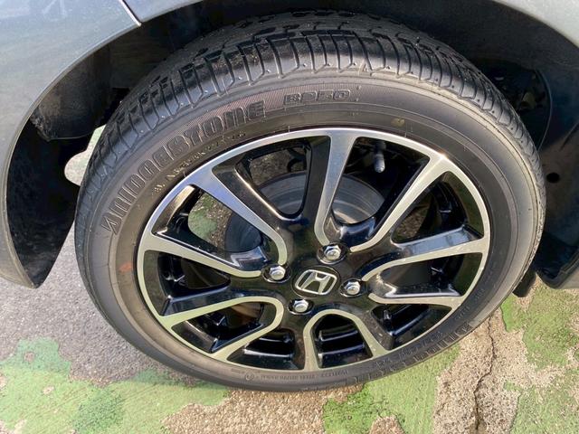 N-ONE プレミアム ツアラー・ローダウン ツートンルーフ・純正AW・衝突軽減ブレーキ・安心パッケージ・スマートキー・バックカメラ・ハーフレザー・アルミペダル・パドルシフト・フルセグTVナビ・Bluetooth接続・ETC・ハーフレザー(63枚目)