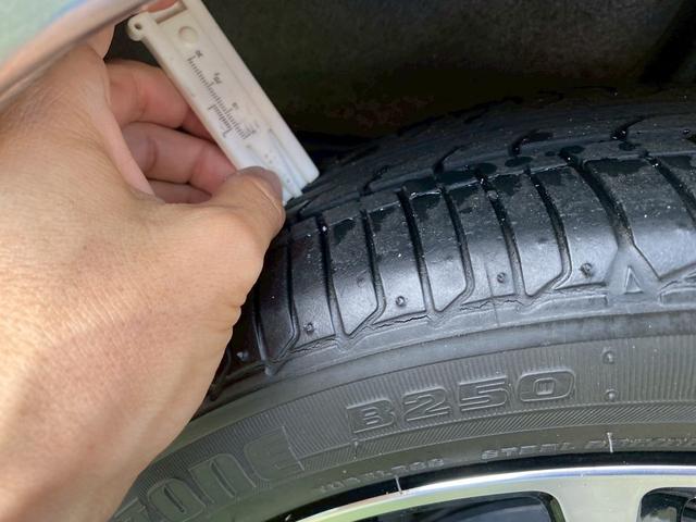 N-ONE プレミアム ツアラー・ローダウン ツートンルーフ・純正AW・衝突軽減ブレーキ・安心パッケージ・スマートキー・バックカメラ・ハーフレザー・アルミペダル・パドルシフト・フルセグTVナビ・Bluetooth接続・ETC・ハーフレザー(70枚目)