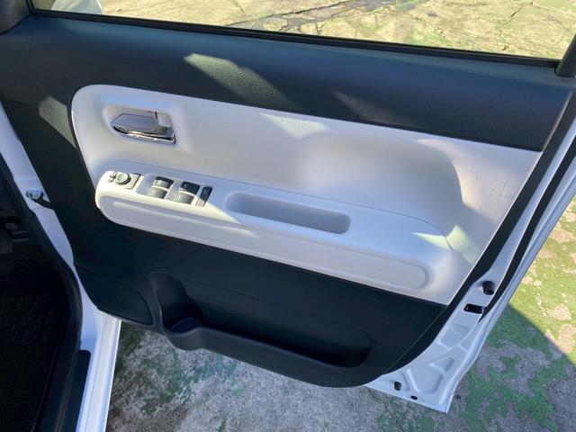 ムーヴキャンバス ストライプスＧ　禁煙車・パノラマビューモニター・スマートキー・シートヒーター・ＬＥＤヘッドライト・サイドカメラ・バックカメラ・ワンタッチ式両側電動スライドドア・フルセグＴＶナビ・Ｂｌｕｅｔｏｏｔｈ接続（24枚目）