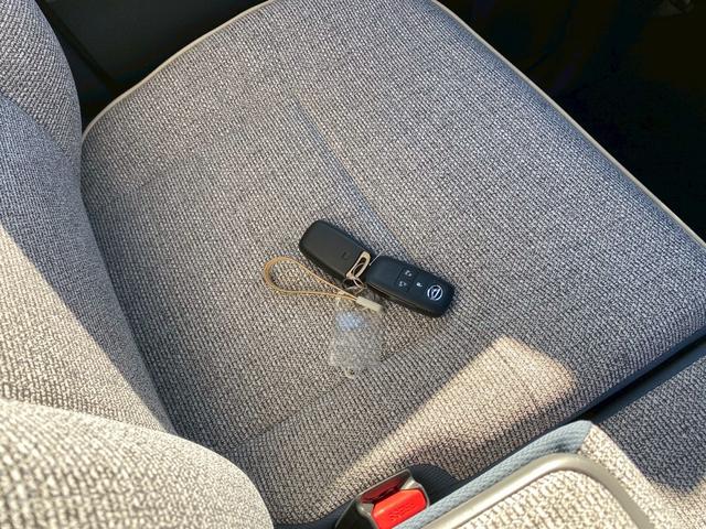 ムーヴキャンバス ストライプスＧ　禁煙車・パノラマビューモニター・スマートキー・シートヒーター・ＬＥＤヘッドライト・サイドカメラ・バックカメラ・ワンタッチ式両側電動スライドドア・フルセグＴＶナビ・Ｂｌｕｅｔｏｏｔｈ接続（37枚目）