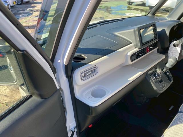 ムーヴキャンバス ストライプスＧ　禁煙車・パノラマビューモニター・スマートキー・シートヒーター・ＬＥＤヘッドライト・サイドカメラ・バックカメラ・ワンタッチ式両側電動スライドドア・フルセグＴＶナビ・Ｂｌｕｅｔｏｏｔｈ接続（39枚目）