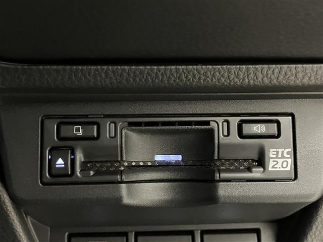 プリウス Ｚ　リアカメラ　プリクラッシュ　ＰＷシート　ＡＣ１００Ｖ電源　ＬＥＤランプ　オートクルーズ　アルミホイール　ドライブレコーダ　ＡＣ　運転席エアバッグ　横滑り防止装置　ＥＴＣ付　盗難防止システム　ＴＶ（15枚目）