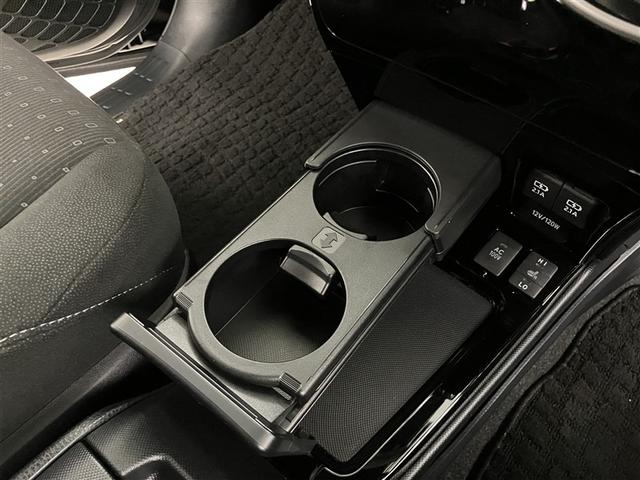 ノア ハイブリッドＧ　ＡＣ１００Ｖ電源　スマートキー＆プッシュスタート　ＬＥＤへッドライト　イモビライザー　Ｗエアコン　パワーウインドウ　アルミ　クルコン　エアバッグ　横滑り防止　パワステ　ＡＢＳ　ＥＴＣ車載器　３列シート（23枚目）