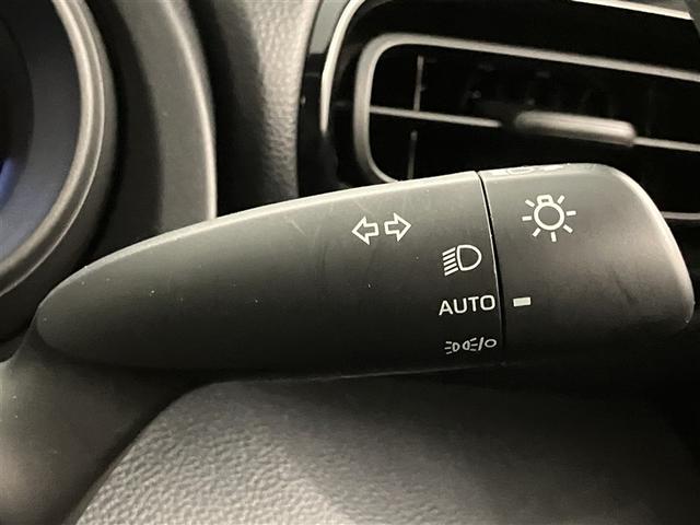 ヤリス ハイブリッドG LEDライト サイドエアバッグ スマートキ ナビ Bモニター ドライブレコーダー ETC車載器 横滑り防止装置 クルコン セキュリティアラーム メディアプレイヤー接続 パワステ 点検記録簿 キーフリー(19枚目)