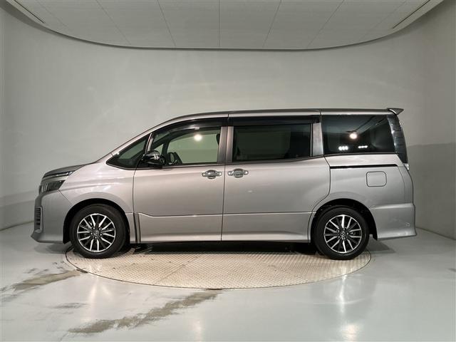 ヴォクシー ZS 煌II スマートキー・プッシュスタート バックガイドモニター セキュリティアラーム 両側パワスラドア ETC車載器 地デジテレビ 記録簿付き VSC LEDライト 助手席エアバック キーレスエントリー AC(2枚目)