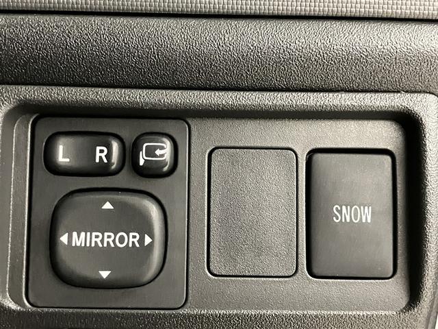 シエンタ DICE-G ウォークスルー Bカメ ワンセグテレビ Pウインドウ WエアB キーレスエントリーキー メンテナンスノート AUX接続 メモリーナビ ナビTV 両側自動ドア ABS エアバッグ 3列シート 1オーナー(19枚目)