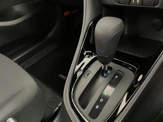 ヤリス Ｇ　カーナビ　点検記録簿　Ｂカメラ　エアコン　スマートキー＆プッシュスタート　ドライブレコーダー　メモリーナビゲーション　イモビ　横滑り防止システム　クルーズＣ　ＡＢＳ　パワーウィンドウ　Ｗエアバック（17枚目）