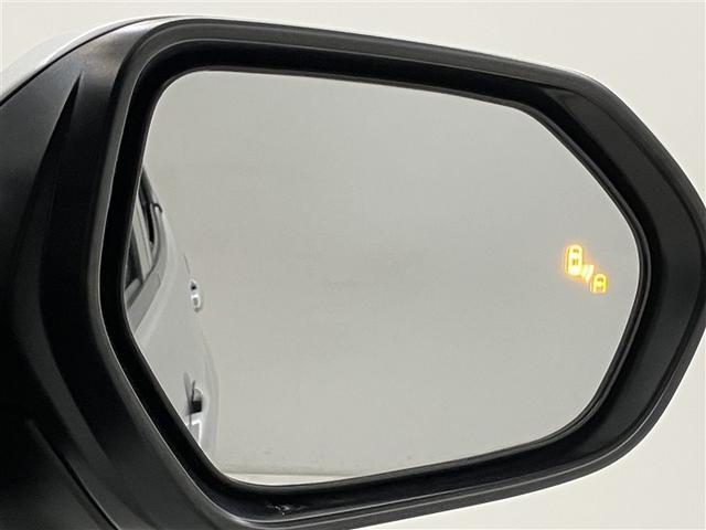 ヤリス Ｇ　カーナビ　点検記録簿　Ｂカメラ　エアコン　スマートキー＆プッシュスタート　ドライブレコーダー　メモリーナビゲーション　イモビ　横滑り防止システム　クルーズＣ　ＡＢＳ　パワーウィンドウ　Ｗエアバック（29枚目）