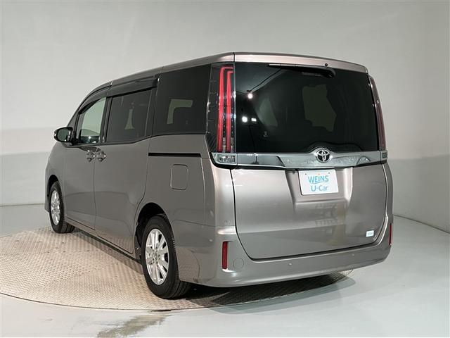 ノア Ｇ　リアエアコン　フルセグテレビ　盗難防止システム　１オーナ　エアバッグ　アルミ　キーレス　アイドルストップ　クルーズコントロール　ＤＶＤ再生　ドライブレコーダー　ＥＴＣ　メモリーナビ　３列シート　ＥＳＣ（4枚目）