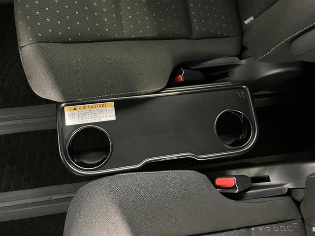 ノア Ｇ　リアエアコン　フルセグテレビ　盗難防止システム　１オーナ　エアバッグ　アルミ　キーレス　アイドルストップ　クルーズコントロール　ＤＶＤ再生　ドライブレコーダー　ＥＴＣ　メモリーナビ　３列シート　ＥＳＣ（32枚目）