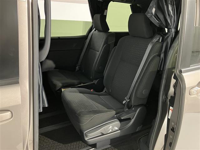 ノア Ｇ　リアエアコン　フルセグテレビ　盗難防止システム　１オーナ　エアバッグ　アルミ　キーレス　アイドルストップ　クルーズコントロール　ＤＶＤ再生　ドライブレコーダー　ＥＴＣ　メモリーナビ　３列シート　ＥＳＣ（36枚目）