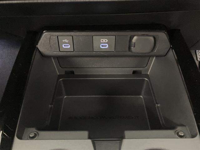 プリウス Z リアカメラ プリクラッシュ PWシート 1オーナ メモリナビ AC100V電源 LEDランプ ナビ・TV オートクルーズ アルミホイール ドライブレコーダ AC 運転席エアバッグ 横滑り防止装置(23枚目)