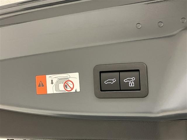 プリウス Z リアカメラ プリクラッシュ PWシート 1オーナ メモリナビ AC100V電源 LEDランプ ナビ・TV オートクルーズ アルミホイール ドライブレコーダ AC 運転席エアバッグ 横滑り防止装置(34枚目)