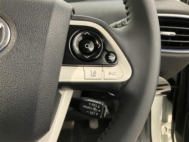 プリウス Aツーリングセレクション スマキー イモビライザー バックモニター 1オーナ クルコン 記録簿有 LEDヘッドライト DVD視聴可 ETC ナビTV メモリーナビゲーション 横滑り防止機能 キーフリ アルミ AAC AUX(15枚目)