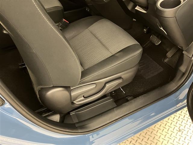 シエンタ G セーフティーエディションII 誤発進抑制装置 両側パワースライドドア DVD 横滑り防止装置 ETC車載器 オートエアコン フルセグTV 盗難防止システム ABS ウォークスルー キーレスエントリー ナビ&TV メモリ-ナビ PS(33枚目)