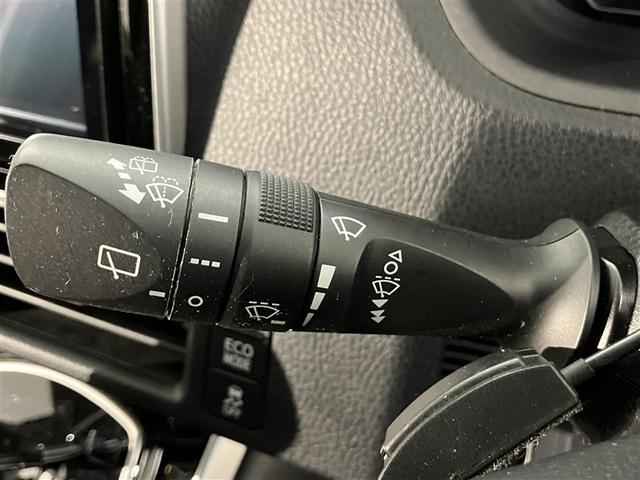 ヴォクシー ZS 煌III プリクラッシュ スマートキ アイスト DVD再生機能 横滑り防止装置 ナビTV アルミ 三列シート WAC 盗難防止 オートエアコン キーレス ETC装備 パワステ メモリナビ クルコン ABS(19枚目)