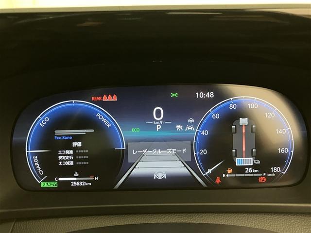 クラウンクロスオーバー Ｇアドバンスド・レザーパッケージ　ＴＳＳ　ハーフレザー　フルセグＴＶ　パワーシート　ＬＥＤヘッドライト　クルーズコントロール　Ｂカメラ　ドライブレコーダ　オートエアコン　アルミホイル　ＥＴＣ付　横滑り防止装置　４ＷＤ　ＴＶ　エアバッグ（9枚目）