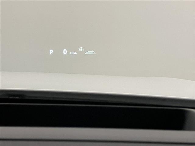 クラウンクロスオーバー Ｇアドバンスド・レザーパッケージ　ＴＳＳ　ハーフレザー　フルセグＴＶ　パワーシート　ＬＥＤヘッドライト　クルーズコントロール　Ｂカメラ　ドライブレコーダ　オートエアコン　アルミホイル　ＥＴＣ付　横滑り防止装置　４ＷＤ　ＴＶ　エアバッグ（12枚目）