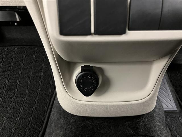 シエンタ Ｚ　１オナ　Ｗ電動ドア　ＴＶ　イモビ　クルーズＣ　ＬＥＤヘッドランプ　アルミ　ＥＴＣ　Ｓキー　横滑り防止機能　パワーウィンドウ　記録簿　エアバック　ＡＢＳ　ドラレコ　カーテンエアバック　ウォークスルー（21枚目）