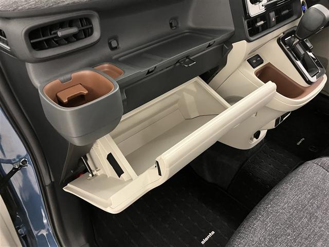 シエンタ Ｚ　１オナ　Ｗ電動ドア　ＴＶ　イモビ　クルーズＣ　ＬＥＤヘッドランプ　アルミ　ＥＴＣ　Ｓキー　横滑り防止機能　パワーウィンドウ　記録簿　エアバック　ＡＢＳ　ドラレコ　カーテンエアバック　ウォークスルー（26枚目）