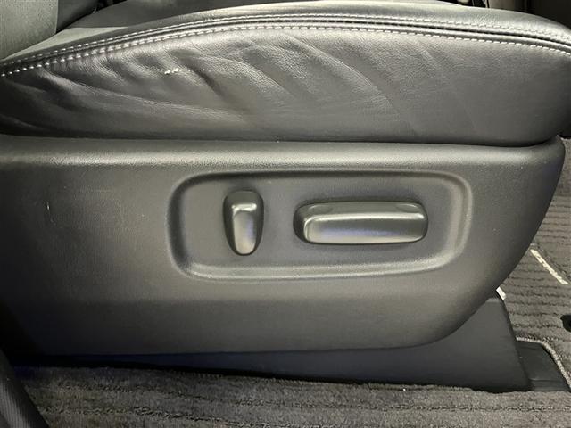 エスティマ アエラス　プレミアムエディション　１オーナー車　ＤＶＤ視聴可能　点検記録簿　イモビ　キーレス　ＡＡＣ　ミュージックプレイヤー接続可　ナビ＆ＴＶ　アルミ　ＡＢＳ　地デジ　Ｗエアバック　ウォークスルー　スマートキー　Ｂカメラ　クルコン（27枚目）