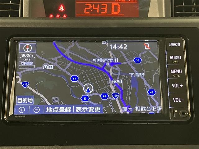 ルーミー Ｘ　左オートスライド　ＡＣ　ＶＳＣ　ＰＷ　ＷエアＢ　ワンオーナ　イモビライザー　パワーステアリング　エアバッグ　バックモニター　アイドルストップ　メディアプレイヤー接続　キーレスエントリー　ナビＴＶ（7枚目）