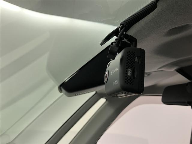 ルーミー Ｘ　左オートスライド　ＡＣ　ＶＳＣ　ＰＷ　ＷエアＢ　ワンオーナ　イモビライザー　パワーステアリング　エアバッグ　バックモニター　アイドルストップ　メディアプレイヤー接続　キーレスエントリー　ナビＴＶ（11枚目）