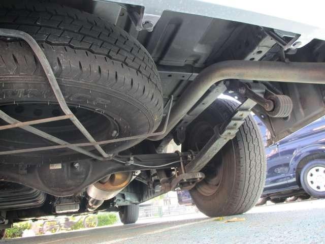 ハイエースワゴン ＧＬ　ミドルルーフ車　片側スライドドア　パワーウィンドウ　パワーステアリング　運転席エアバック　Ｗエアコン　ＡＢＳ　キーレスエントリー　フロントフォグランプ（53枚目）