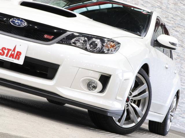 WRX STI Aライン カロッツェリアナビ地デジ Bカメラ 黒ハーフ革シート HIDライト パドルシフト 社外4本出しマフラー STiフロントリップスポイラー 純正18インチAW ブルートゥース(9枚目)