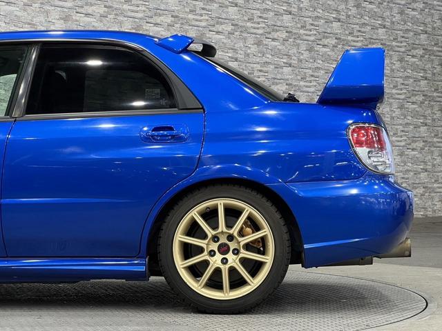 ＷＲＸ　ＳＴｉ　４ＷＤ／６速ＭＴ／エアロ／ＴＲＵＳＴ車高調／ブレンボキャリパー／キーレスエントリー／ＥＴＣ／カロッツェリアナビ／地デジ／ＨＩＤヘッドライト／純正ＡＷ／Ｆ型／鷹目(19枚目)