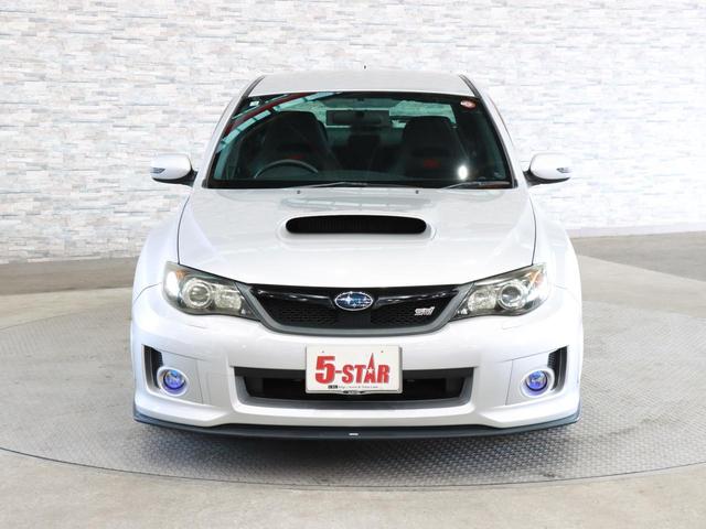 ＷＲＸ　ＳＴｉ　後期型／４ＷＤ／６速ＭＴ／エアロ／ＳＩ－ＤＲＩＶＥ／レカロシート／ヘッドライトウォッシャー／プッシュスタート／ＥＴＣ／横滑り防止装置／純正ナビ／バックカメラ／地デジ／純正ＡＷ／水平対向エンジン(10枚目)