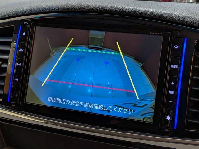 エルグランド 250ハイウェイスター フリップダウンモニター/黒ハーフレザーシート/両側電動スライドドア/クルーズコントロール/ETC/純正ナビ/地デジ/Bluetooth/バックカメラ/HIDオートライト/純正18AW(9枚目)