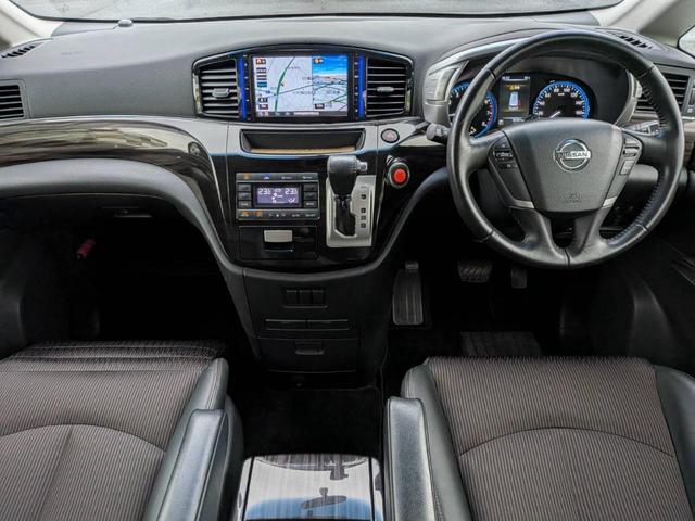 エルグランド 250ハイウェイスター フリップダウンモニター/黒ハーフレザーシート/両側電動スライドドア/クルーズコントロール/ETC/純正ナビ/地デジ/Bluetooth/バックカメラ/HIDオートライト/純正18AW(28枚目)