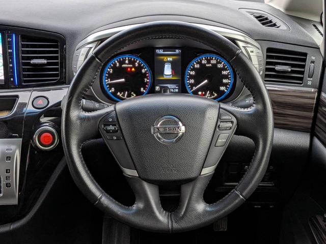 エルグランド 250ハイウェイスター フリップダウンモニター/黒ハーフレザーシート/両側電動スライドドア/クルーズコントロール/ETC/純正ナビ/地デジ/Bluetooth/バックカメラ/HIDオートライト/純正18AW(29枚目)