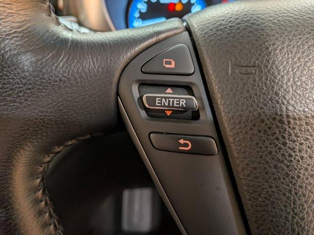 エルグランド 250ハイウェイスター フリップダウンモニター/黒ハーフレザーシート/両側電動スライドドア/クルーズコントロール/ETC/純正ナビ/地デジ/Bluetooth/バックカメラ/HIDオートライト/純正18AW(30枚目)