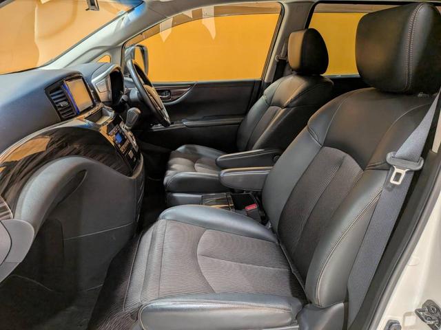 エルグランド 250ハイウェイスター フリップダウンモニター/黒ハーフレザーシート/両側電動スライドドア/クルーズコントロール/ETC/純正ナビ/地デジ/Bluetooth/バックカメラ/HIDオートライト/純正18AW(34枚目)